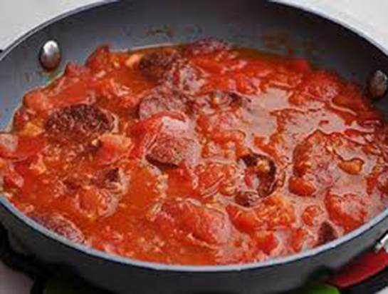 Salçalı Sucuk Tarifi ve Malzemeleri